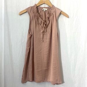 Nwot Silky alex & lili Sleeveless Blouse